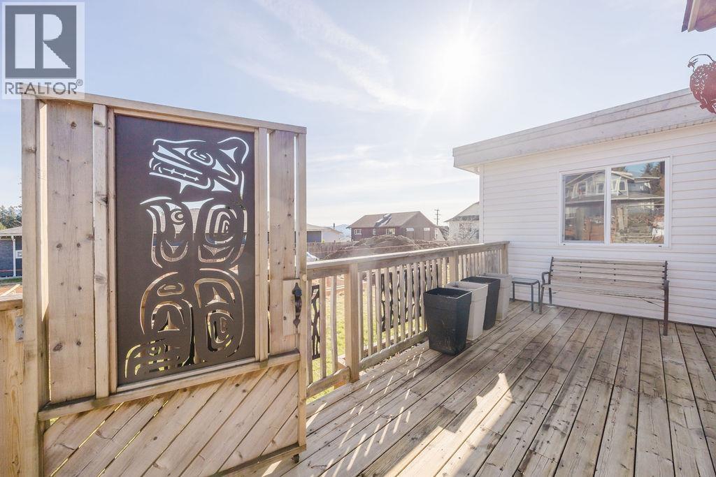 753 STEINBRUNNER ROAD, Gibsons