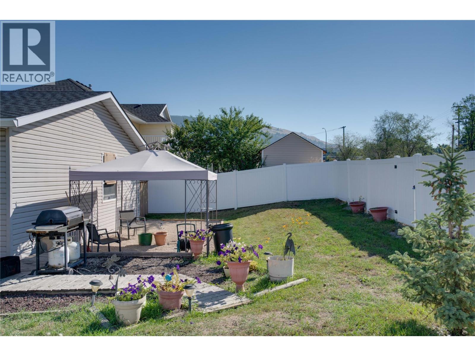  1605 15 Avenue, Vernon