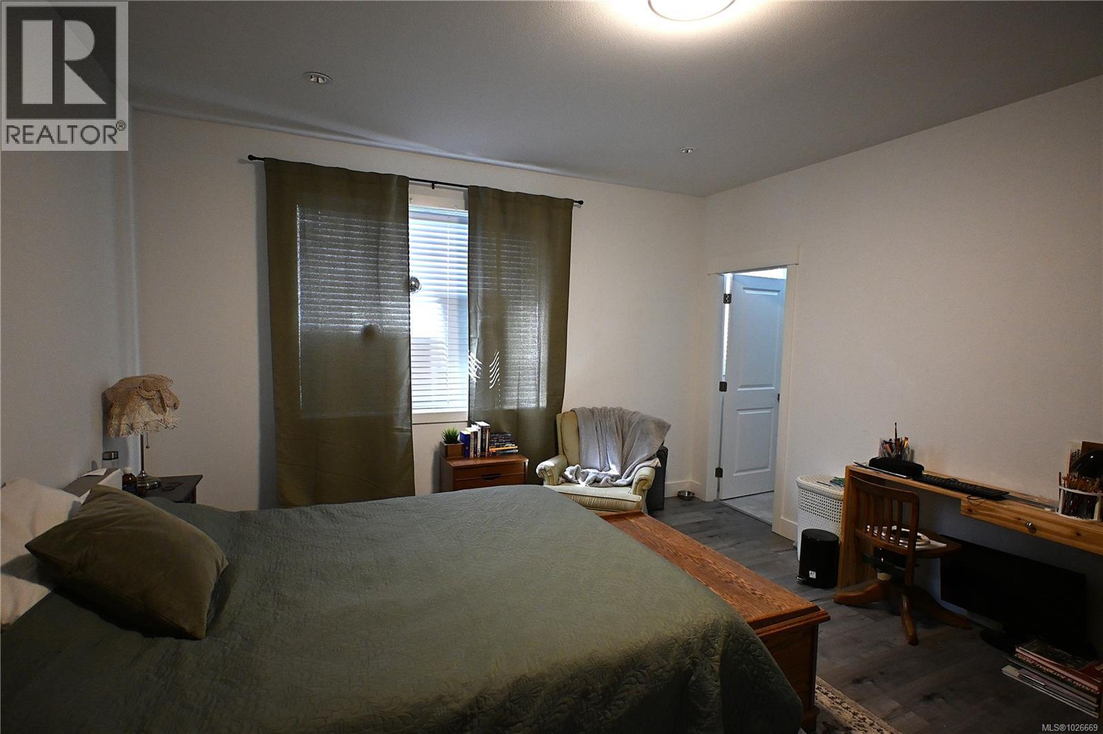 1656 ROBERTA RD S - 10