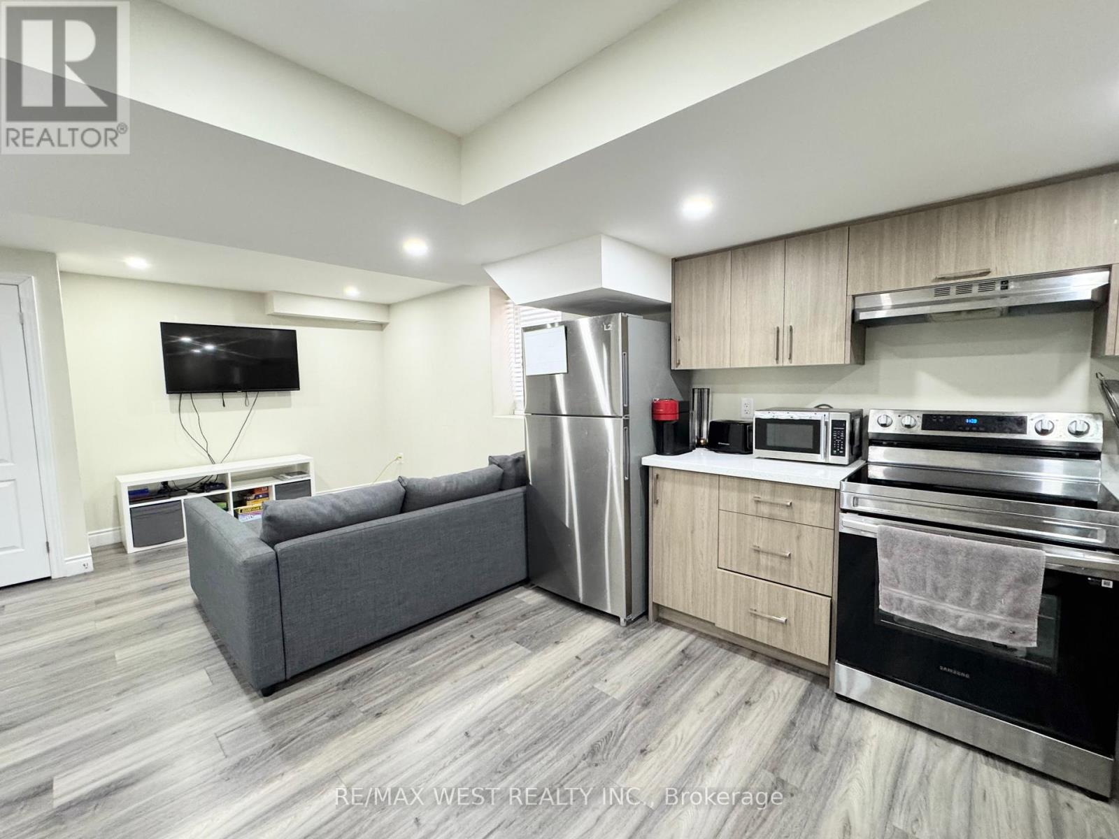 24 MAPLE CIDER STREET - 48