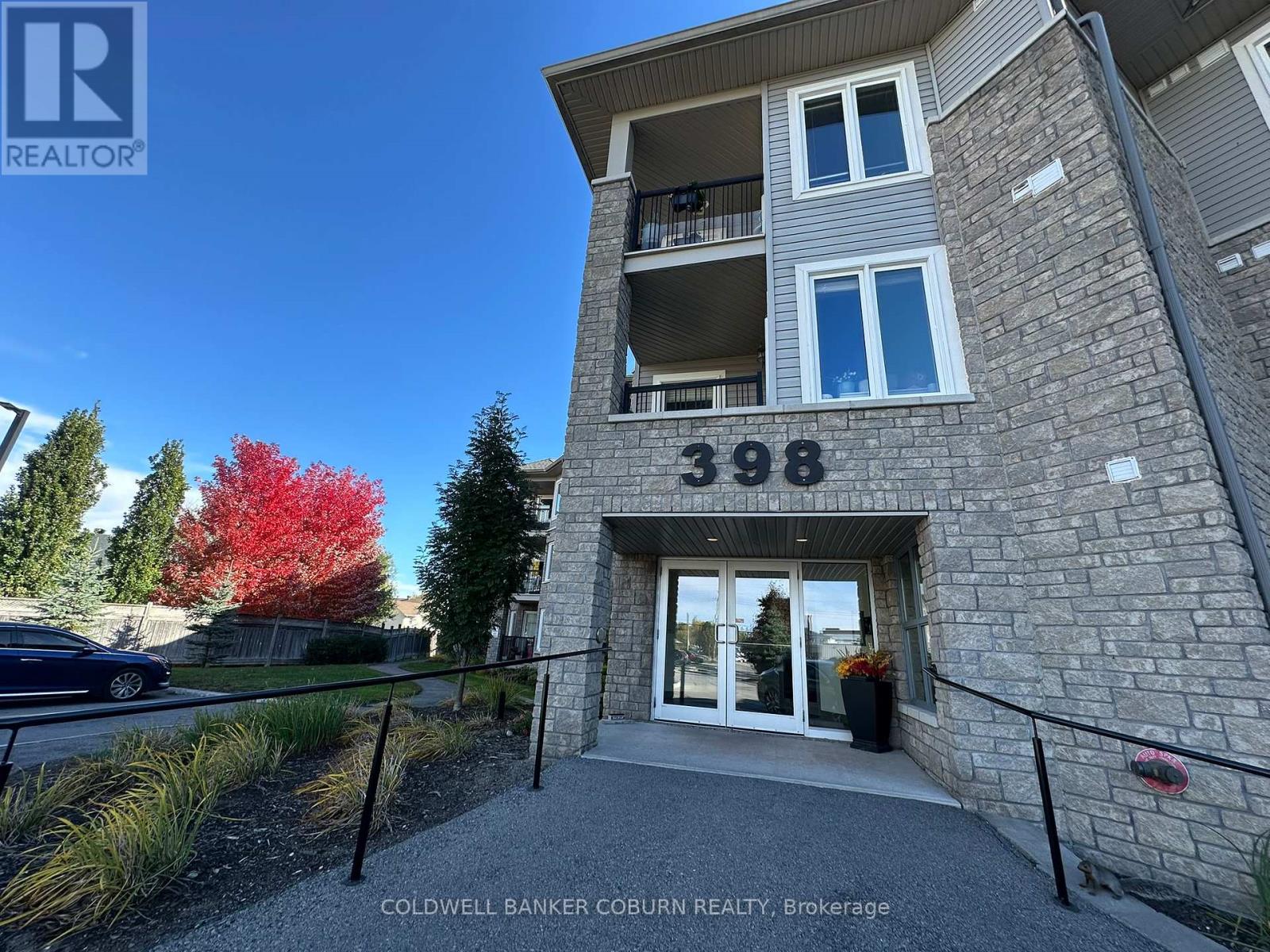 #105 398 VAN BUREN STREET - 1