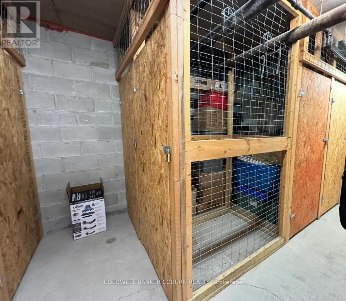 #105 398 VAN BUREN STREET - 15