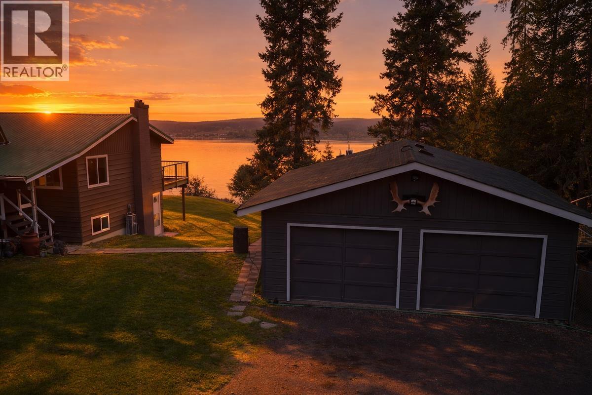 4803 LAKEVIEW ROAD, Lac La Hache