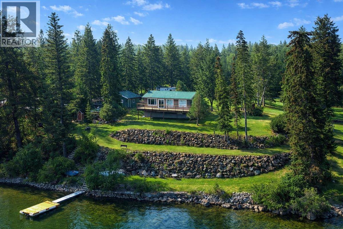 4803 LAKEVIEW ROAD, Lac La Hache