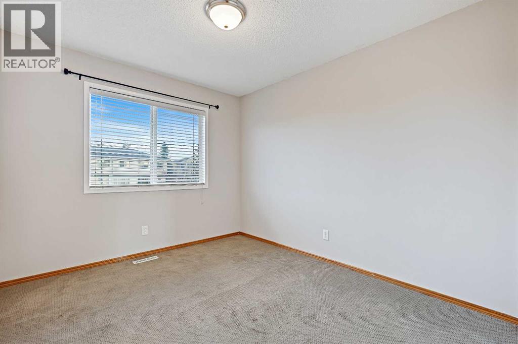 Single Family House 4 Level for Sale in  Rocky Ridge Court NW Rocky Ridge Calgary 