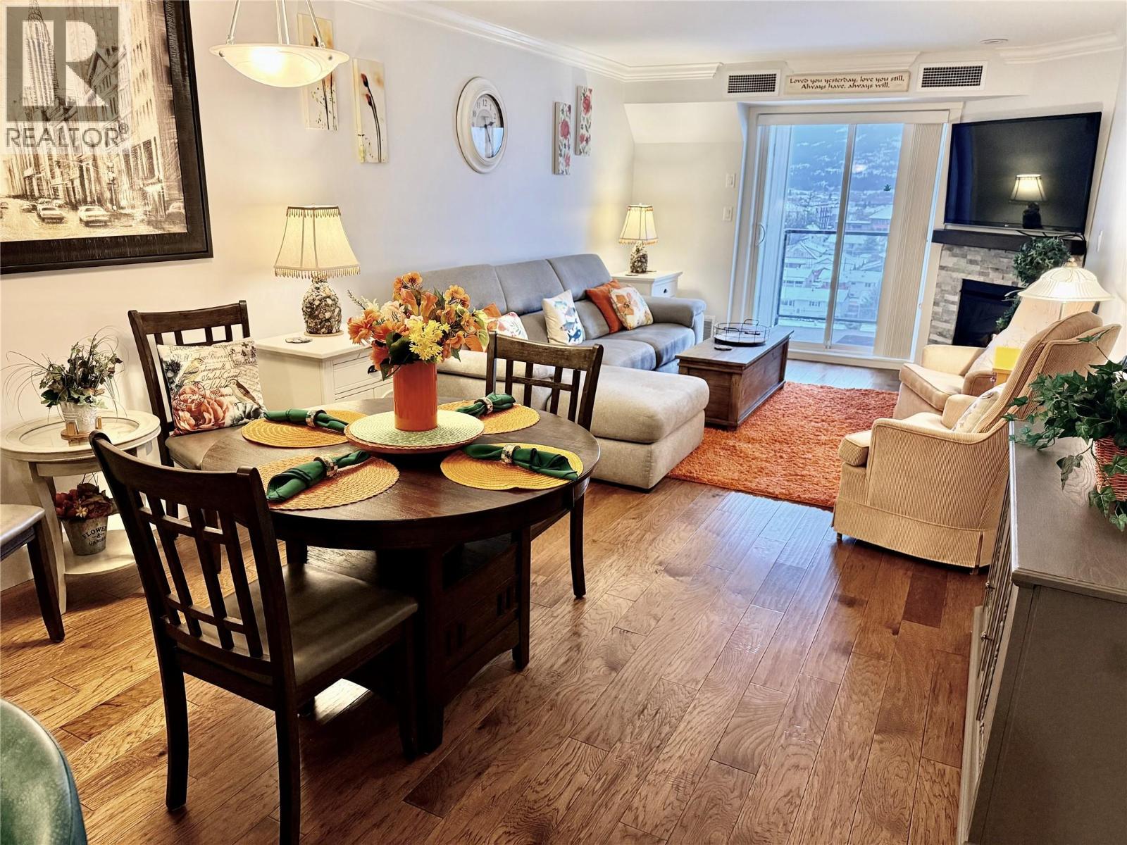 403 330 4 Avenue Southeast, Salmon Arm