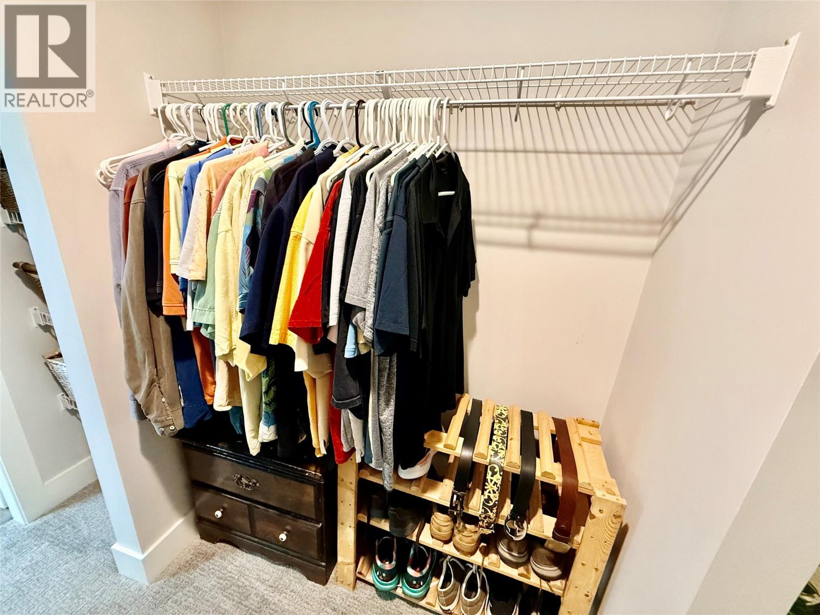 403 330 4 Avenue Southeast, Salmon Arm