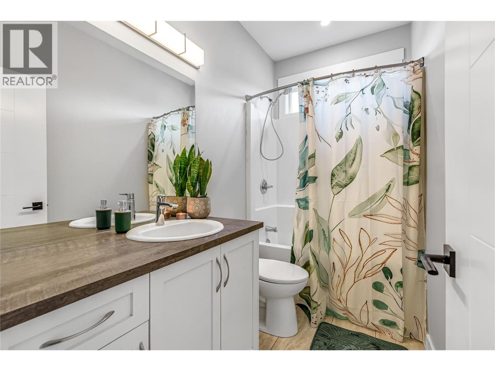 3445 Jackson Avenue, Armstrong