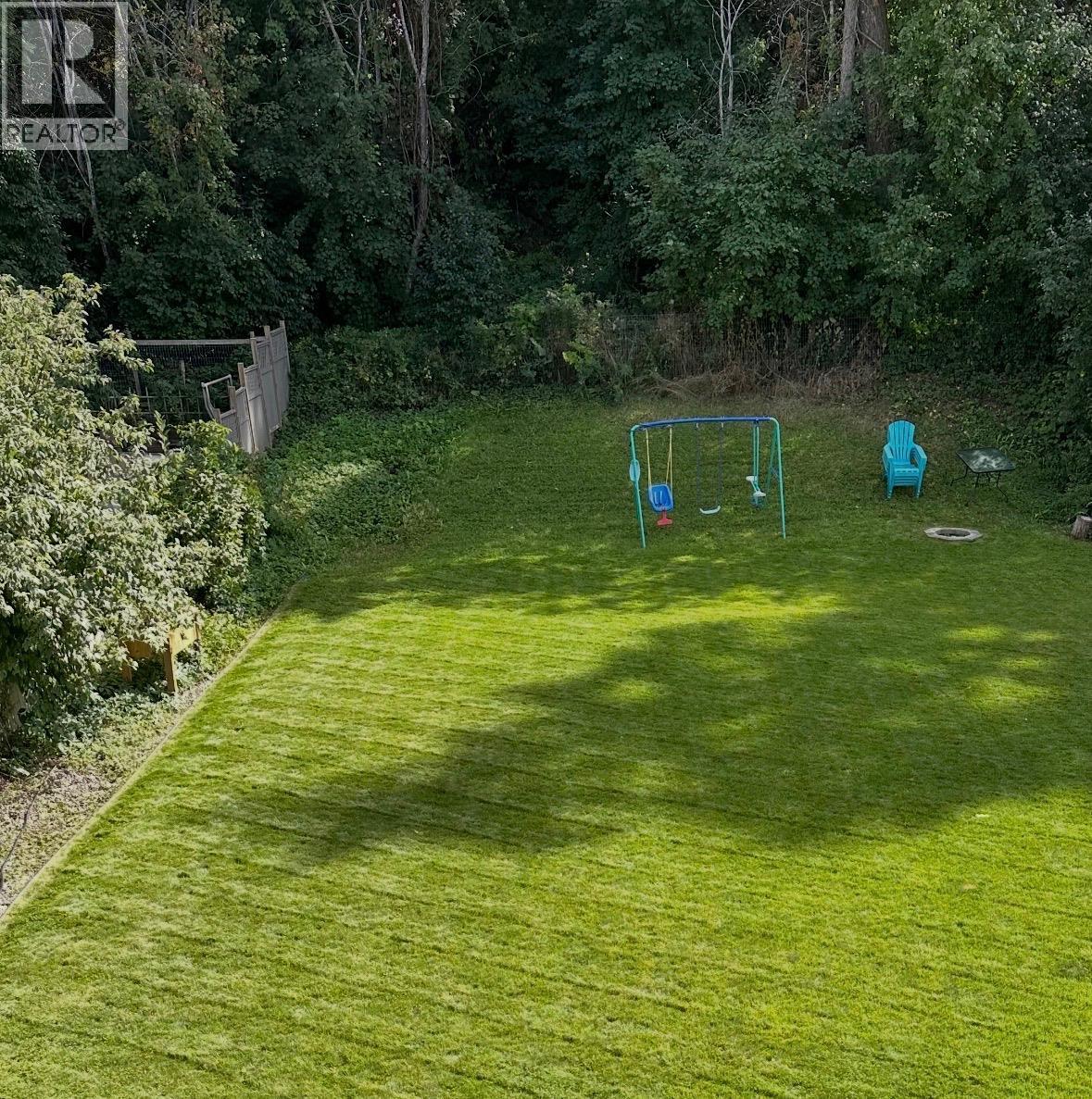 3445 Jackson Avenue, Armstrong