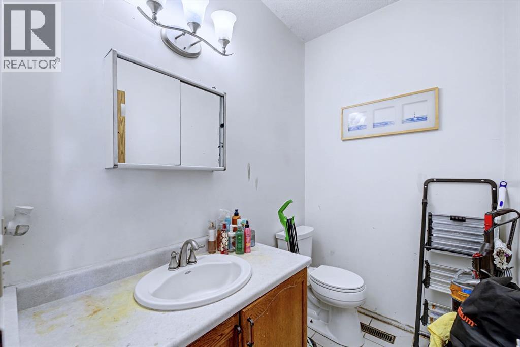 Single Family House for Sale in  Laguna Close NE Monterey Park Calgary 