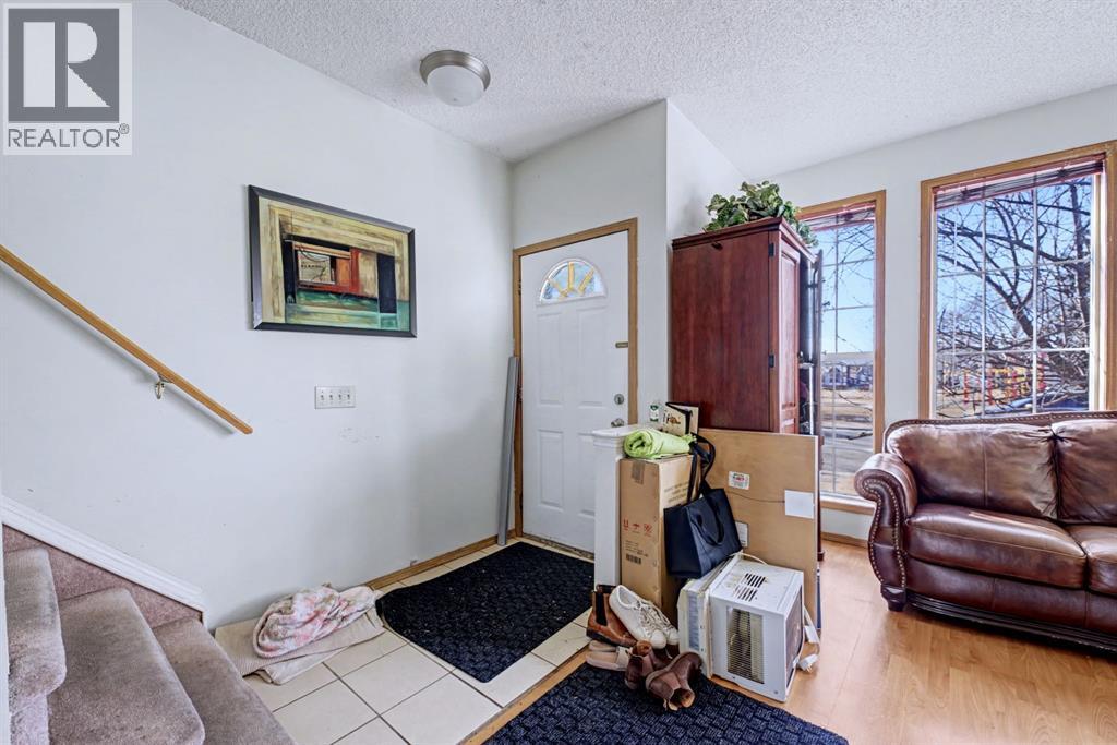 Single Family House for Sale in  Laguna Close NE Monterey Park Calgary 