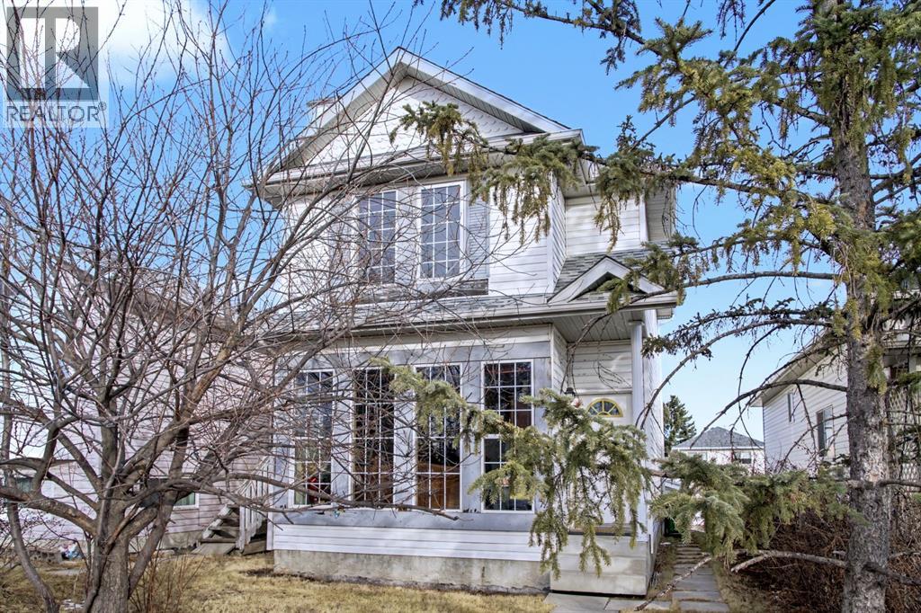 Single Family House for Sale in  Laguna Close NE Monterey Park Calgary 