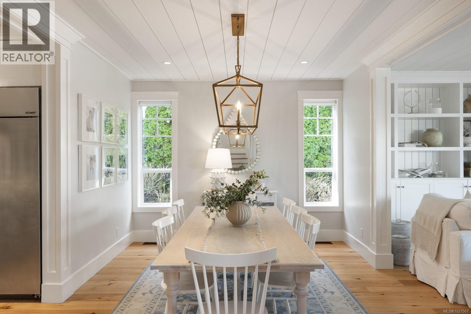  1701 Texada Terrace, North Saanich