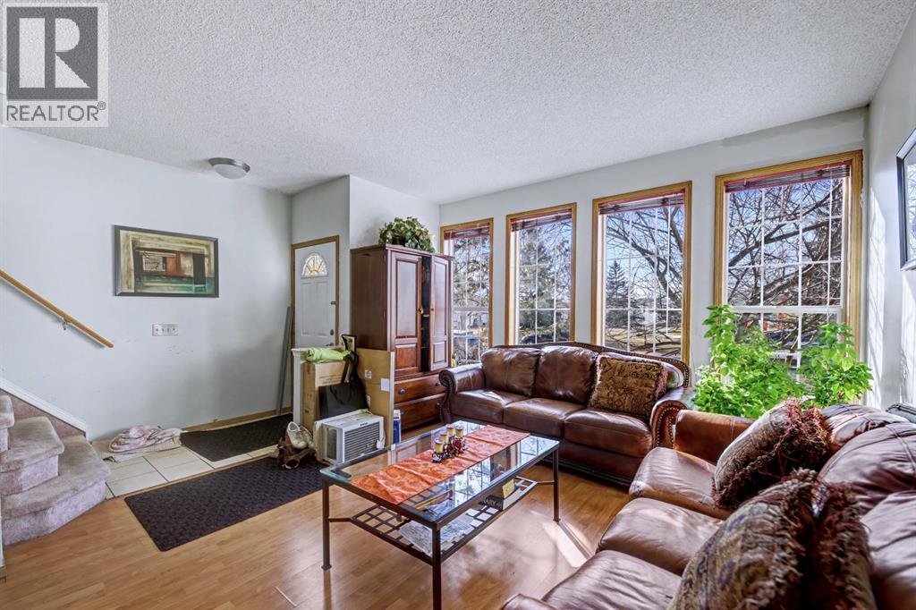 Single Family House for Sale in  Laguna Close NE Monterey Park Calgary 