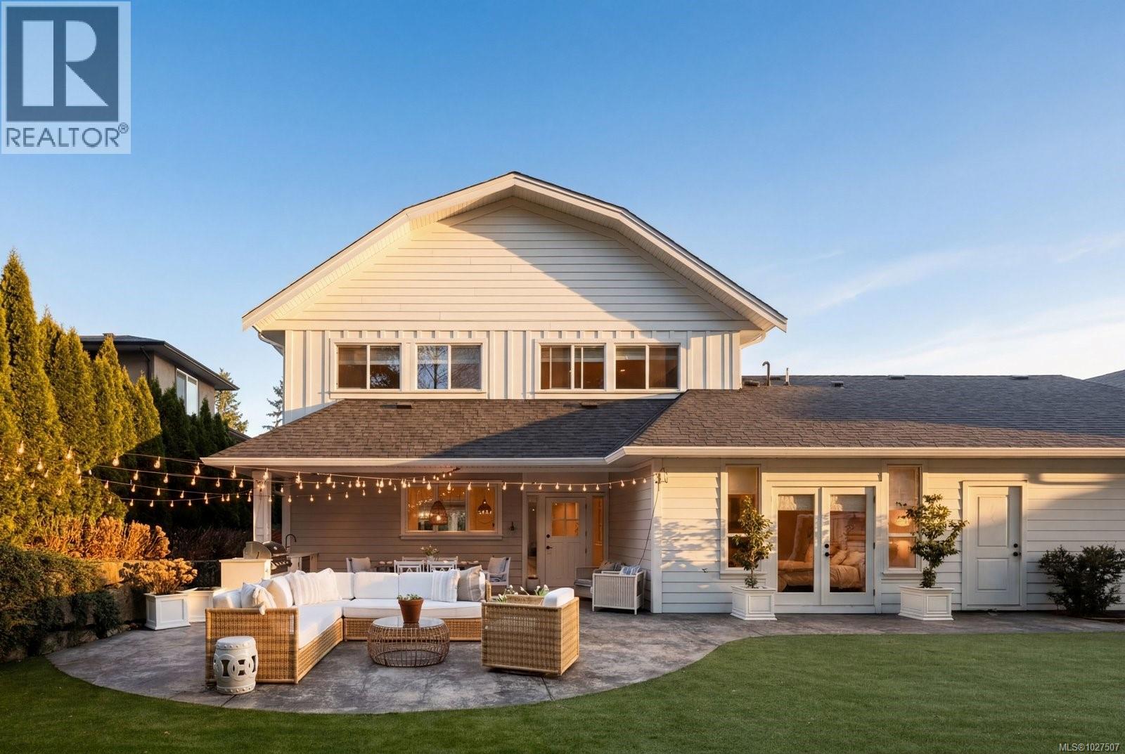  1701 Texada Terrace, North Saanich