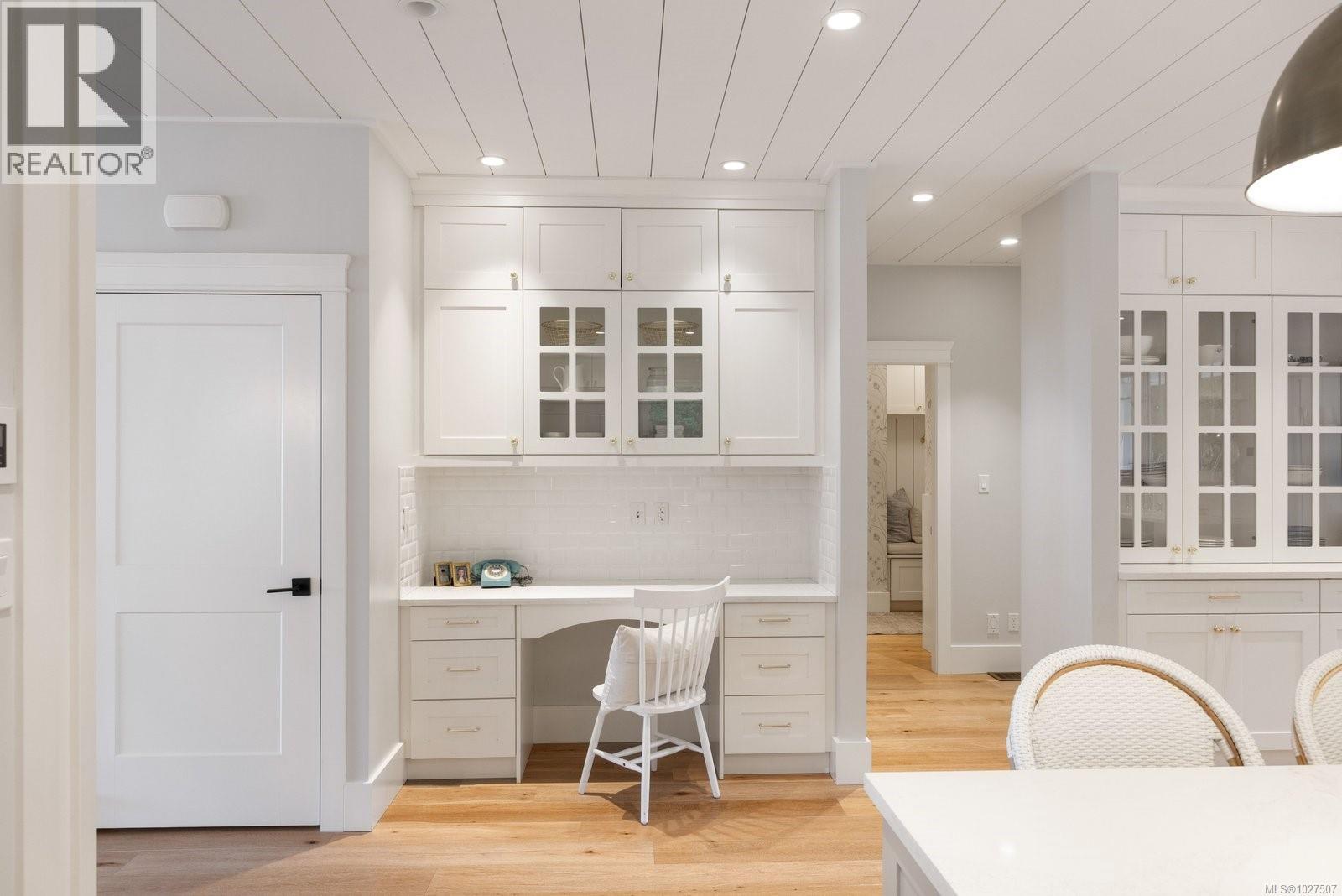  1701 Texada Terrace, North Saanich