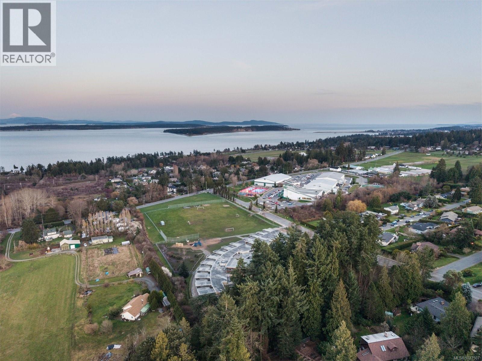  1701 Texada Terrace, North Saanich