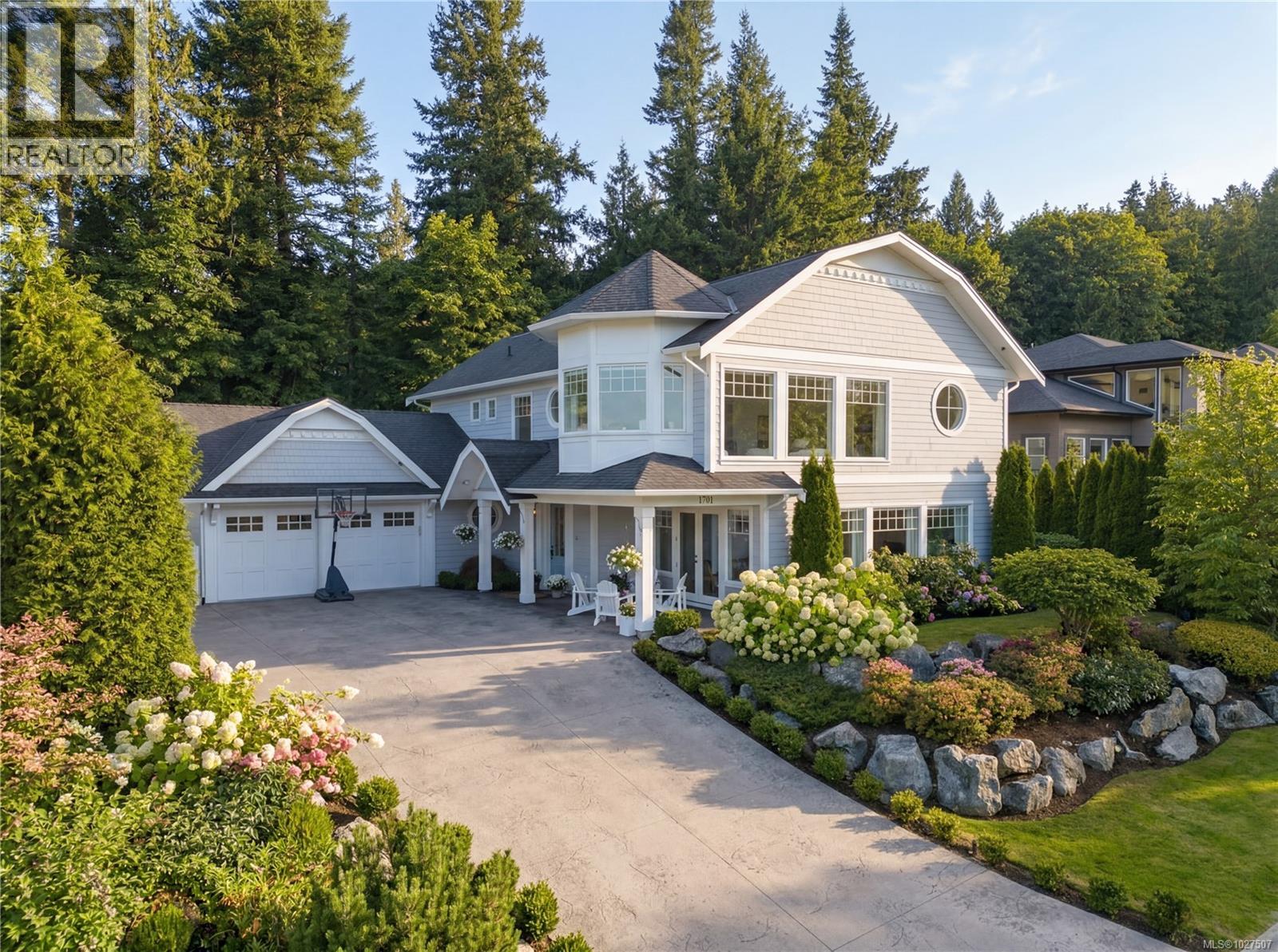  1701 Texada Terrace, North Saanich