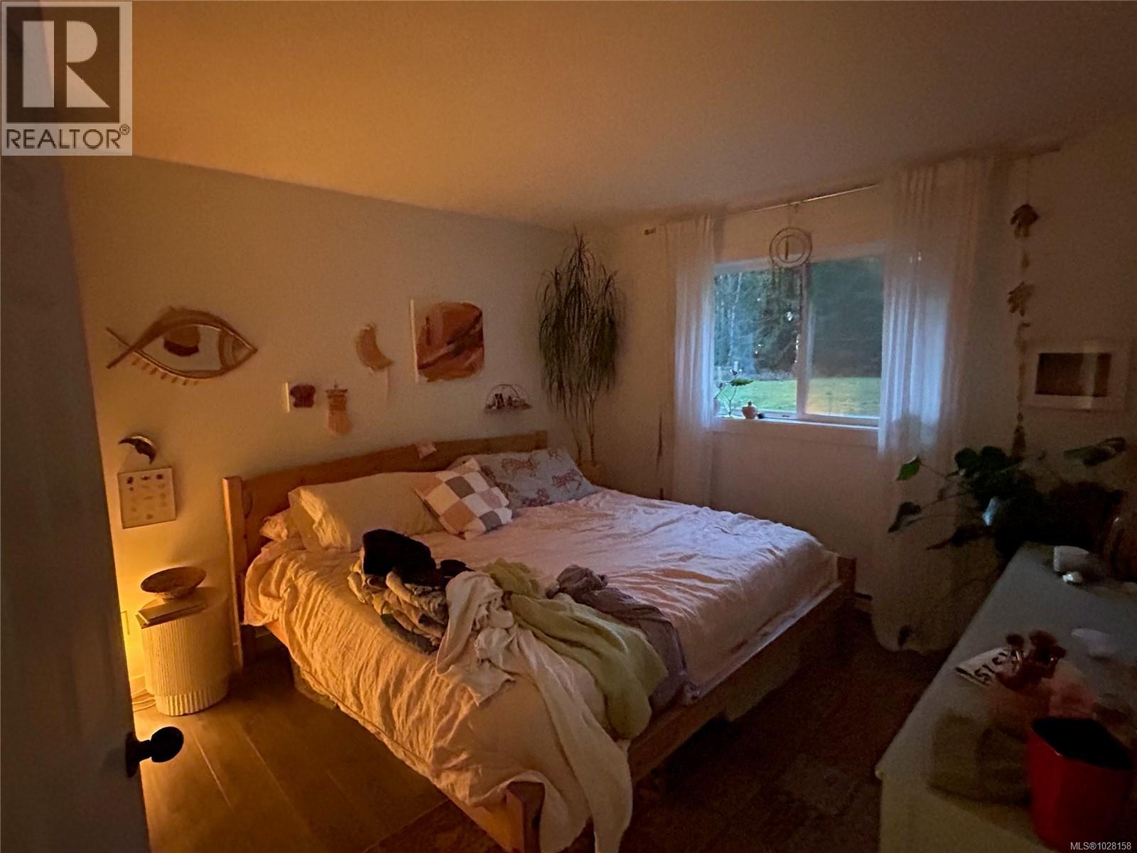 2550 Sooke River Rd, Sooke