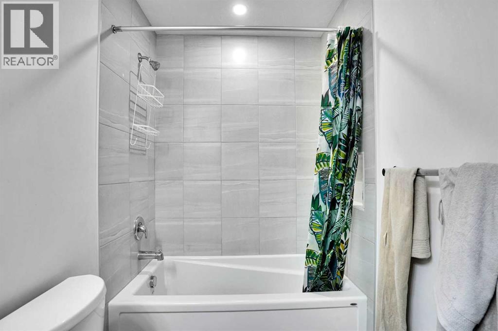 Single Family House for Sale in  Carringham Road NW Carrington Calgary 