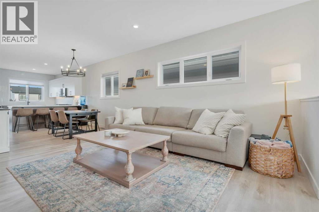 182 Norseman Close, Penhold