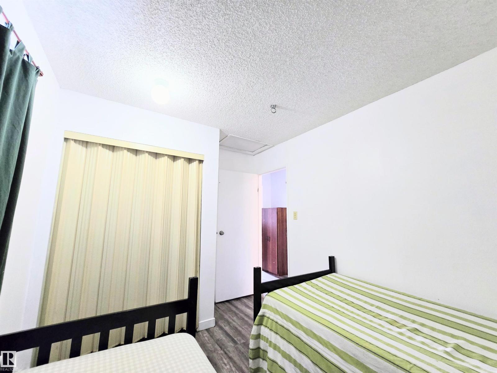 #2 4403 RIVERBEND RD NW - 36