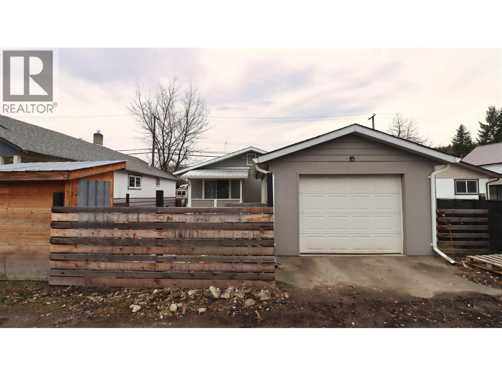 719 Knight Avenue, Enderby