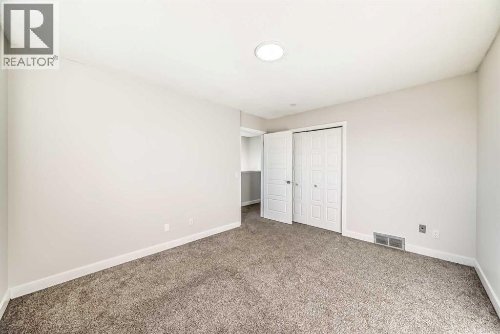 Single Family House for Sale in  Martinview Close NE Martindale Calgary 