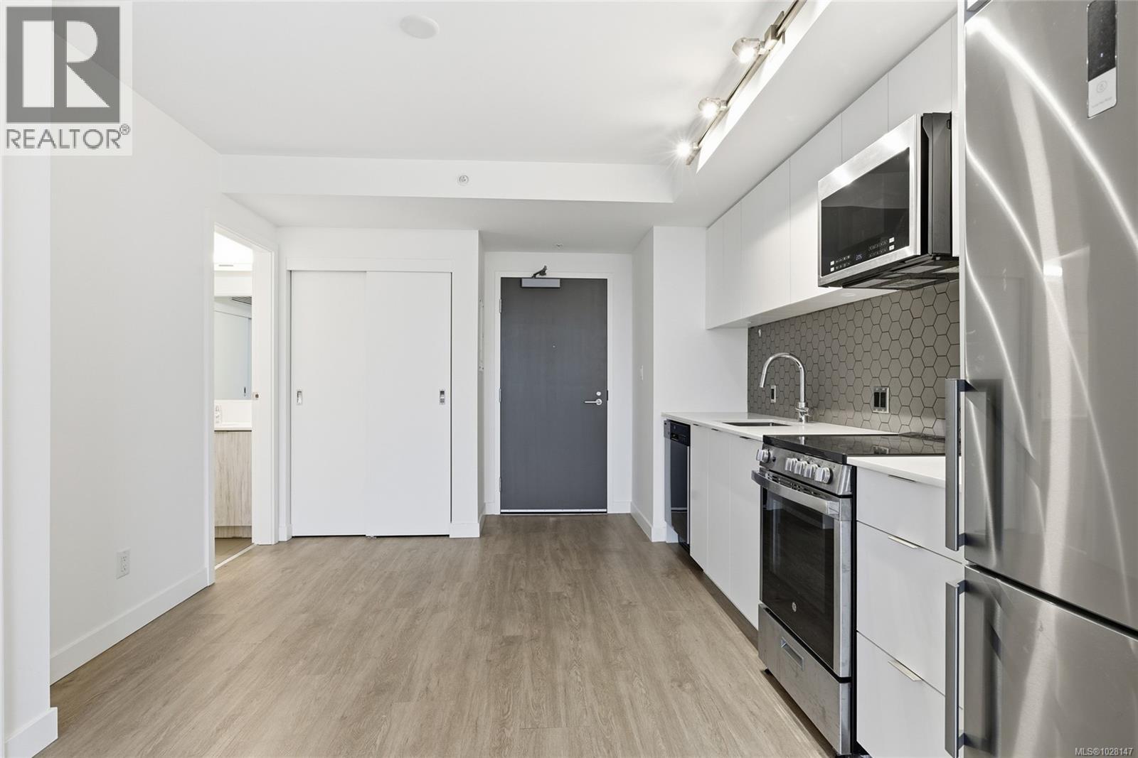 809 845 Johnson Street, Victoria