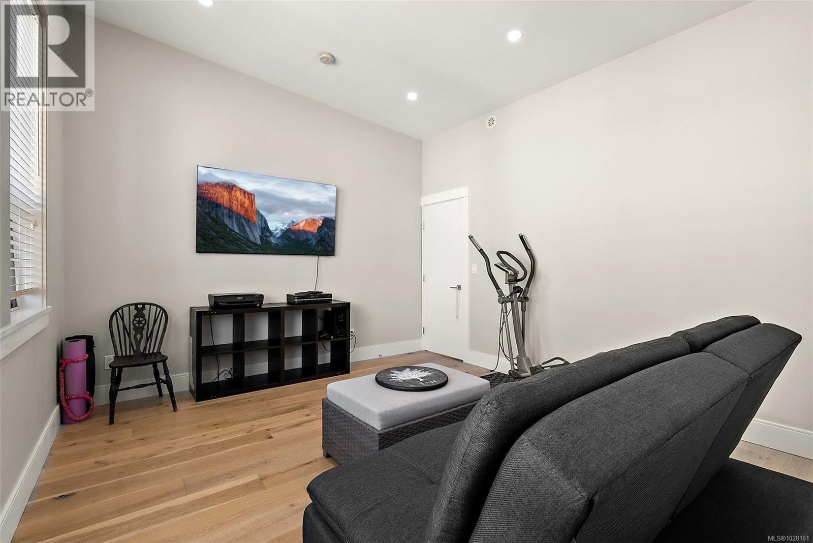 #107 539 DELORA DR - 22