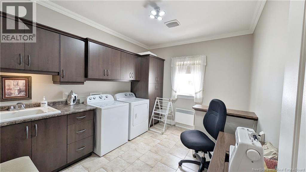 3956 Rue Luce - 14