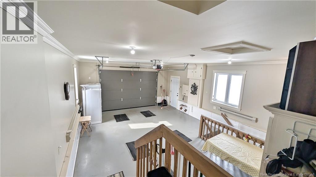 3956 Rue Luce - 16