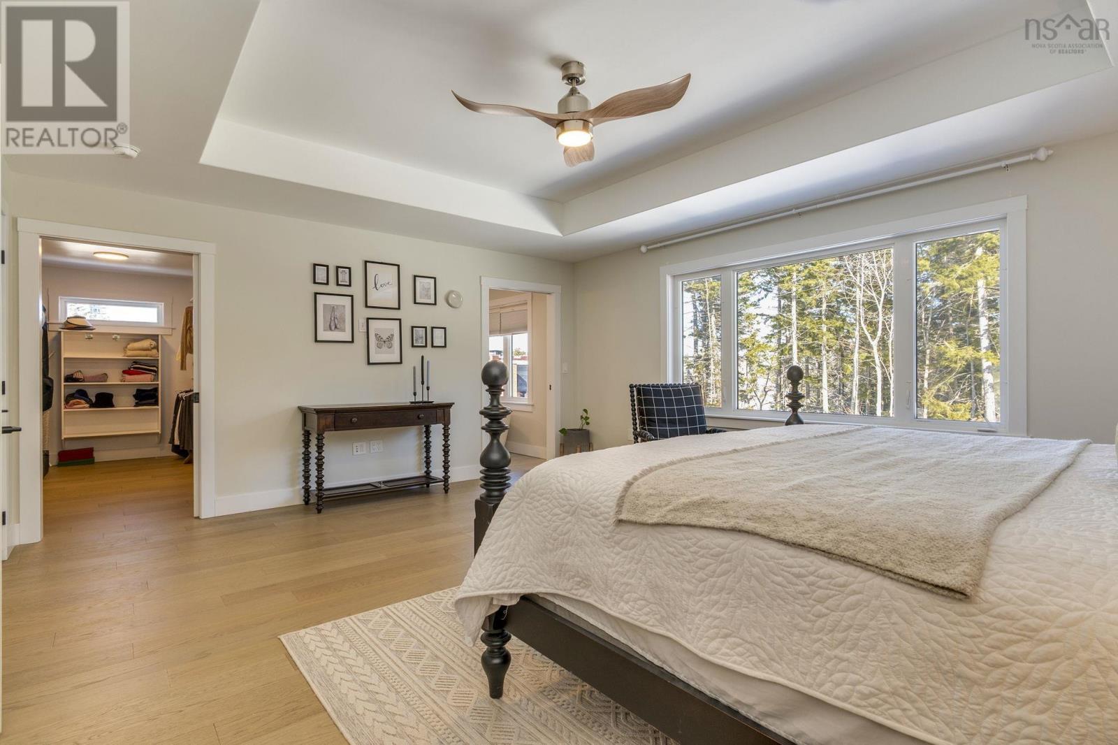 Property 32 of 47 of 72 Bristolton Avenue