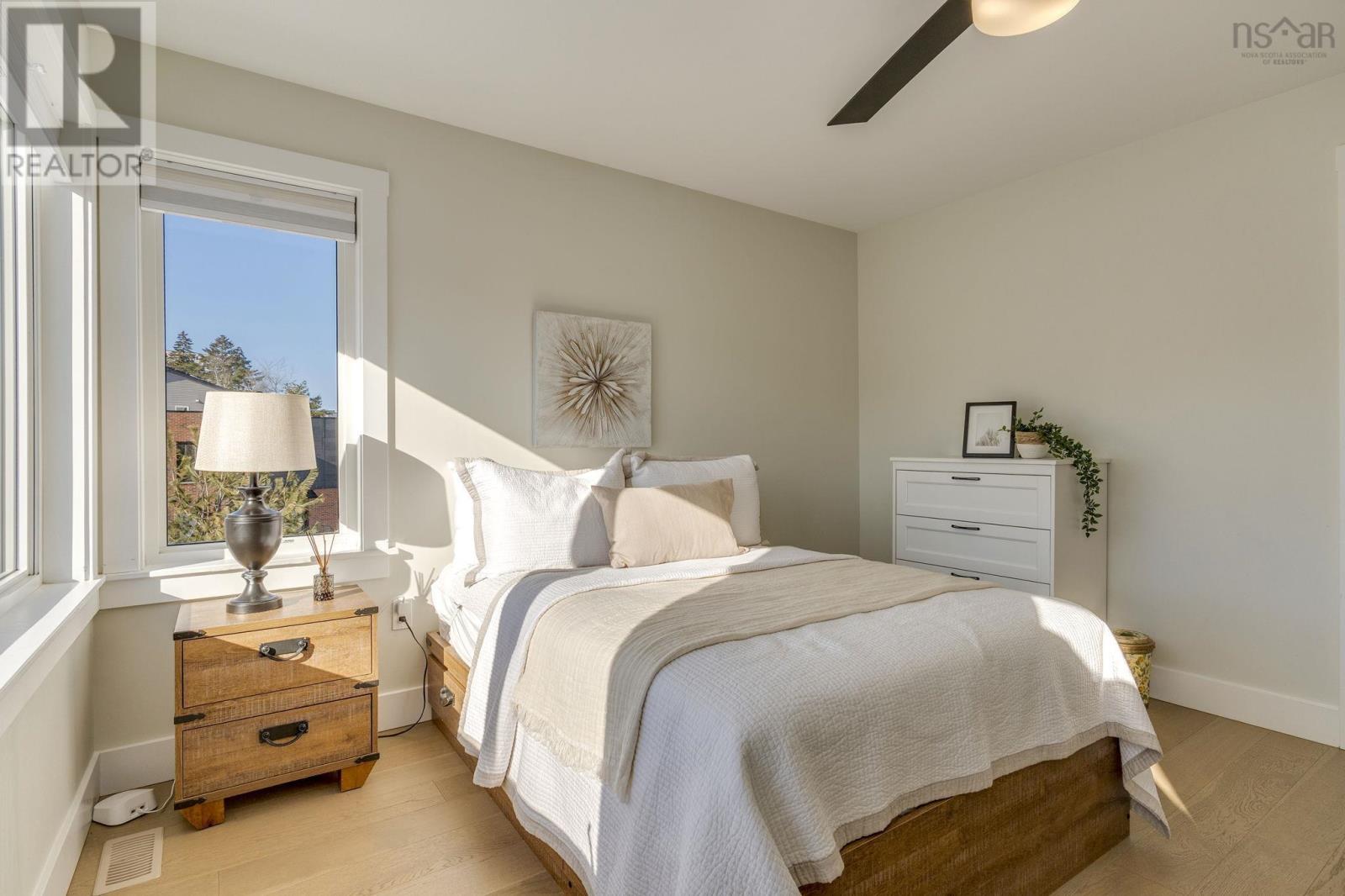 Property 1 of 47 of 72 Bristolton Avenue