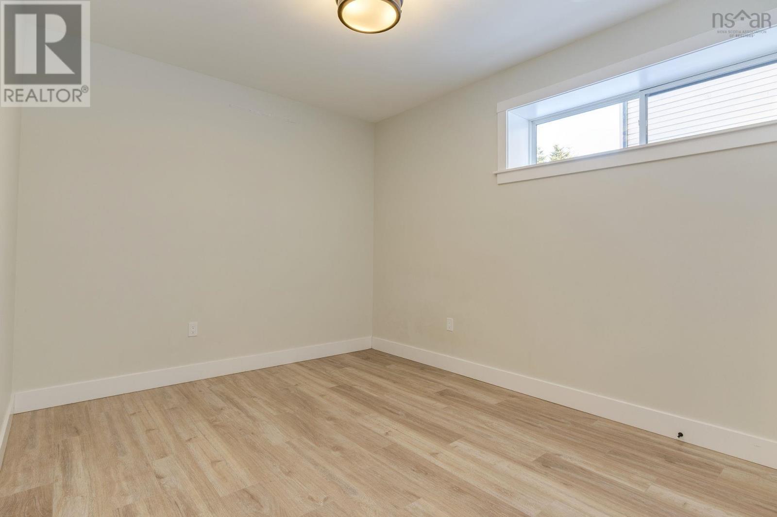 Property 2 of 47 of 72 Bristolton Avenue