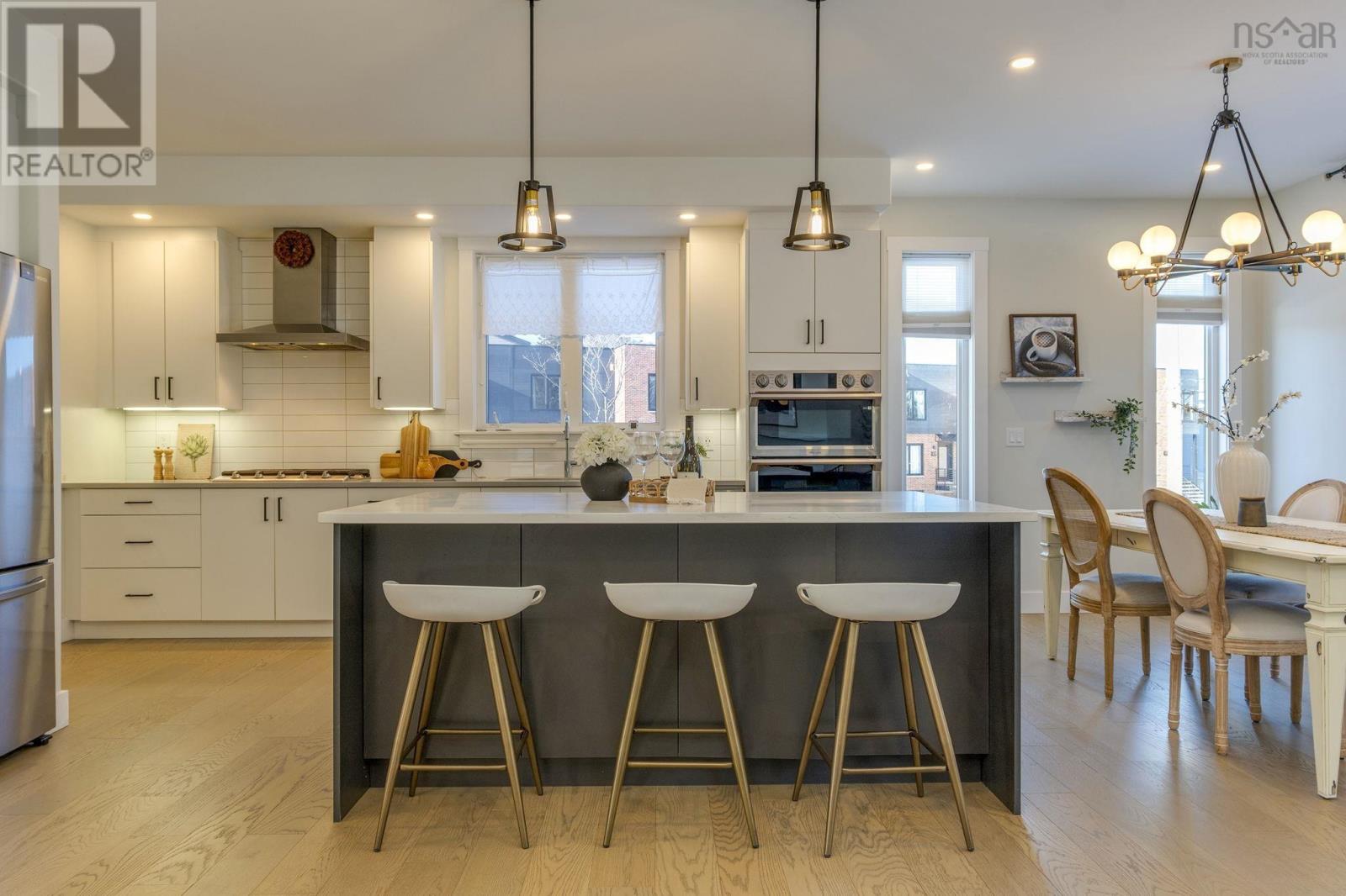 Property 21 of 47 of 72 Bristolton Avenue