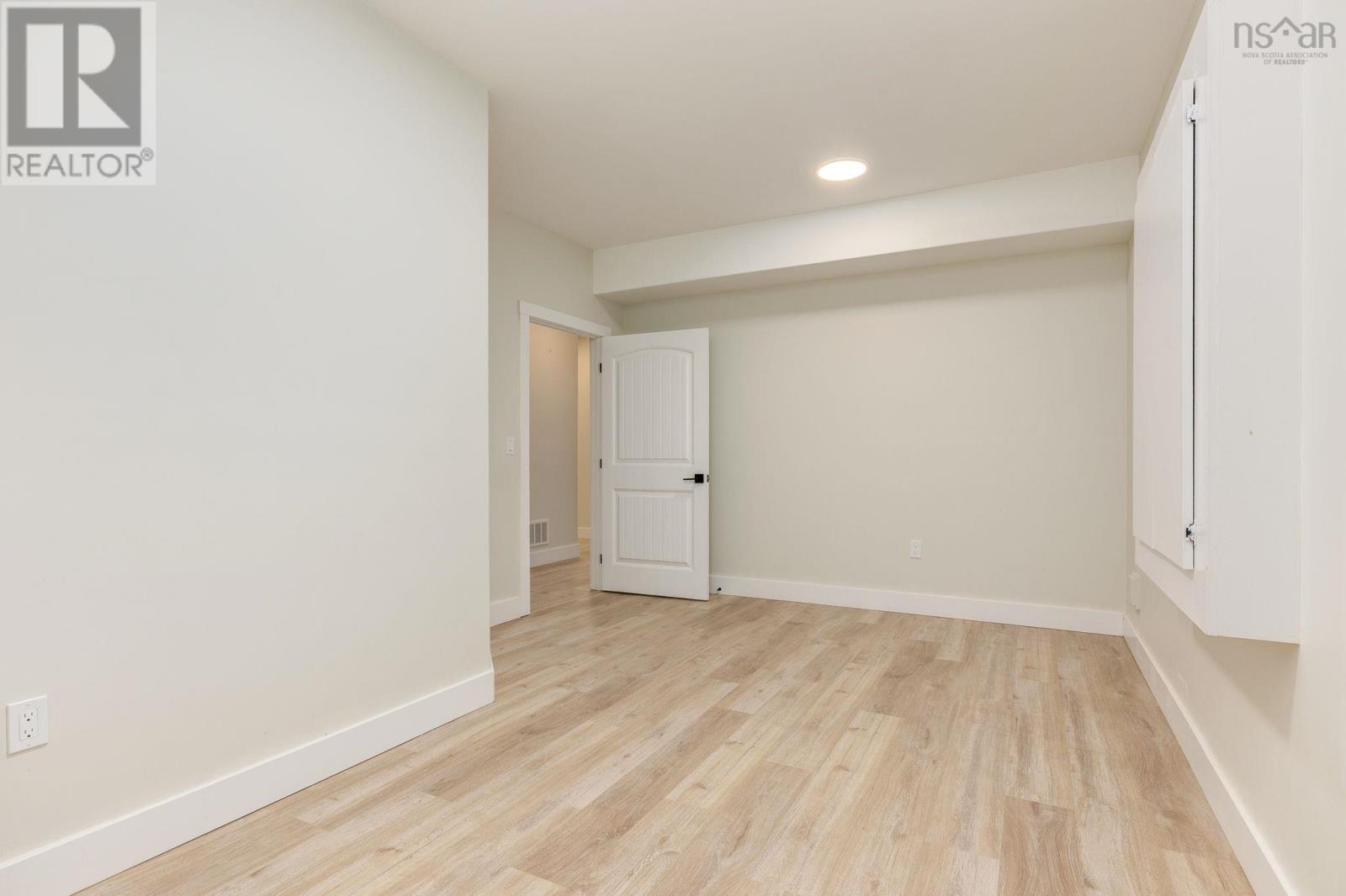 Property 43 of 47 of 72 Bristolton Avenue