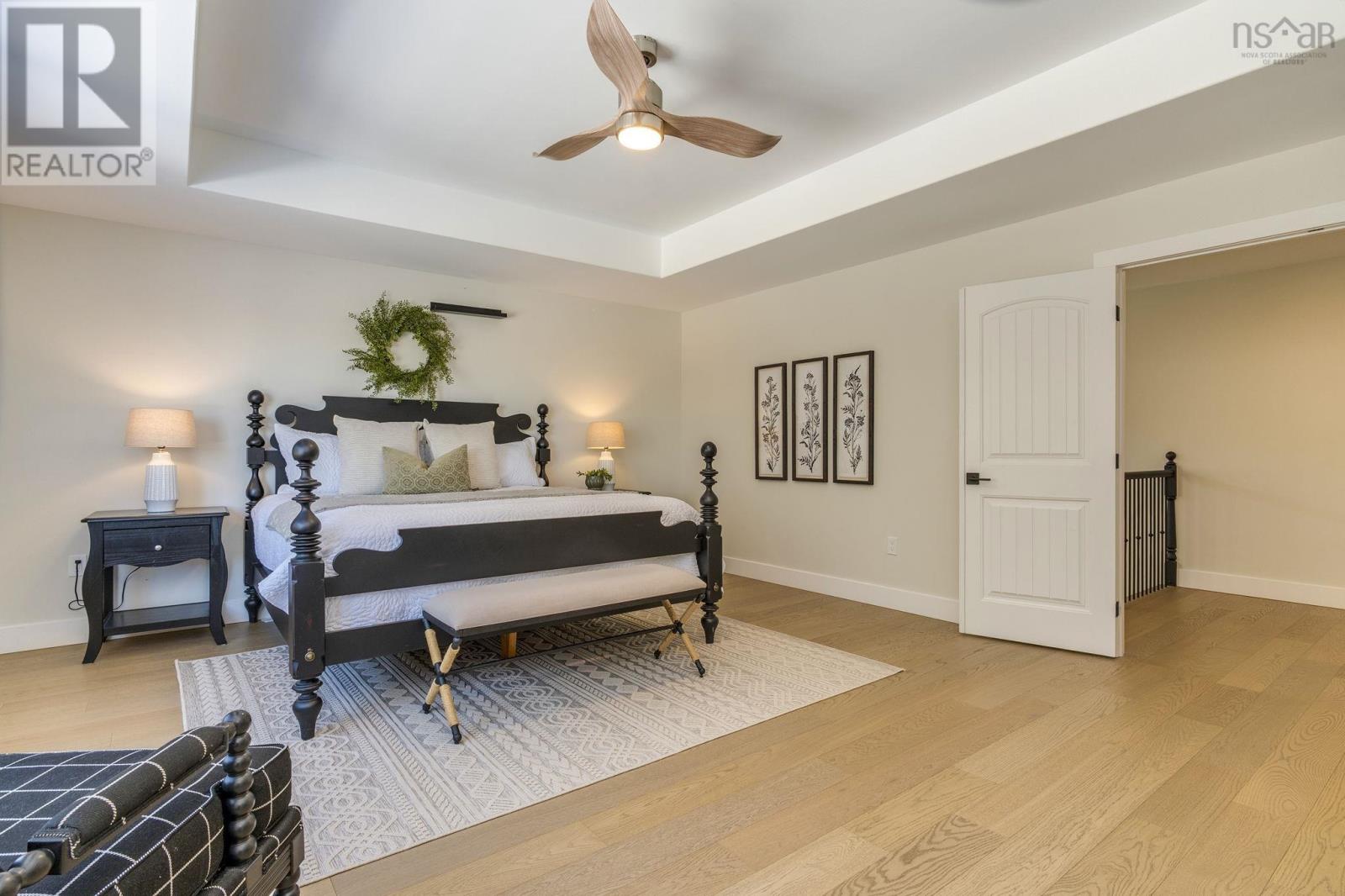 Property 23 of 47 of 72 Bristolton Avenue