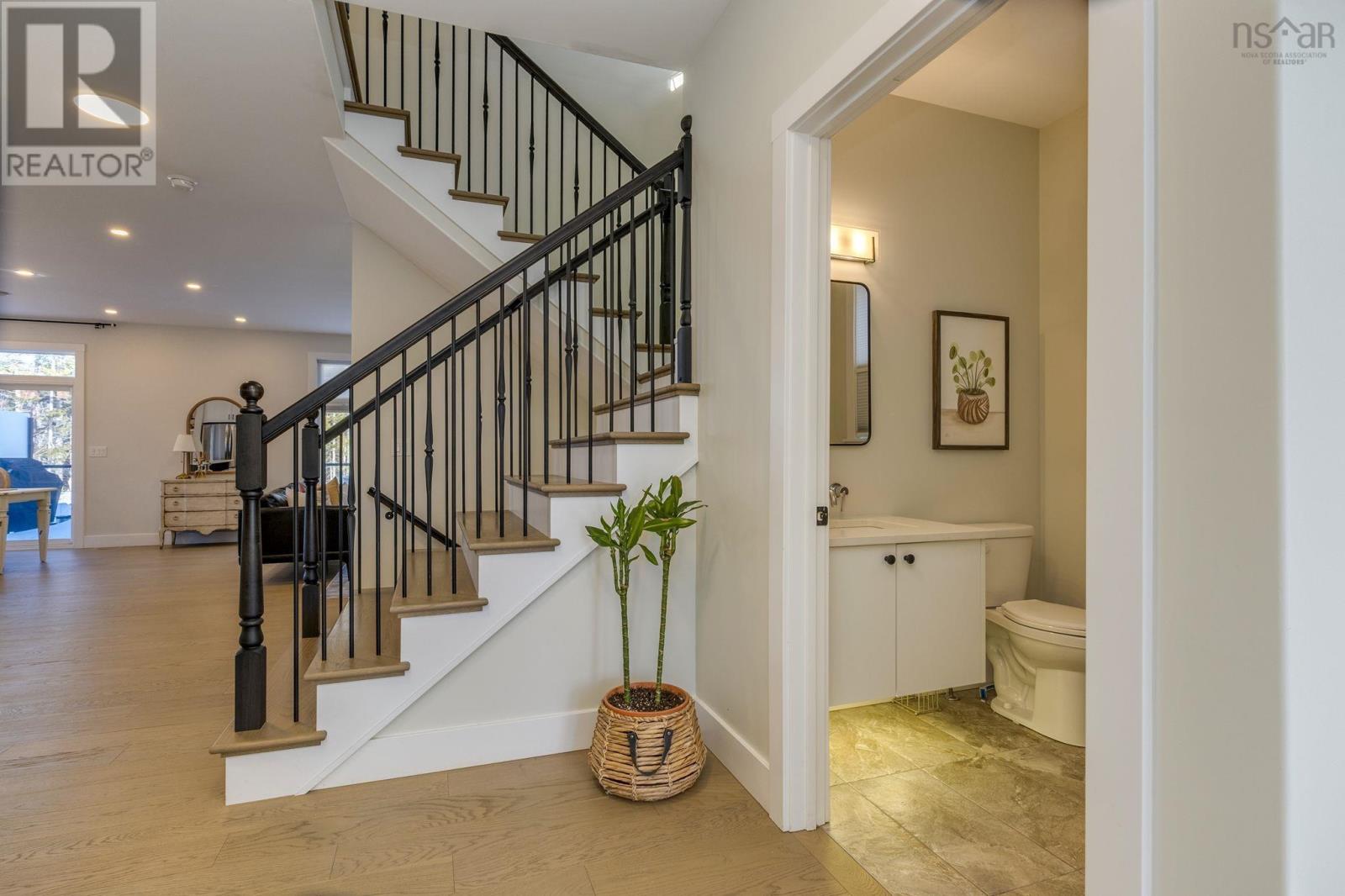 Property 39 of 47 of 72 Bristolton Avenue