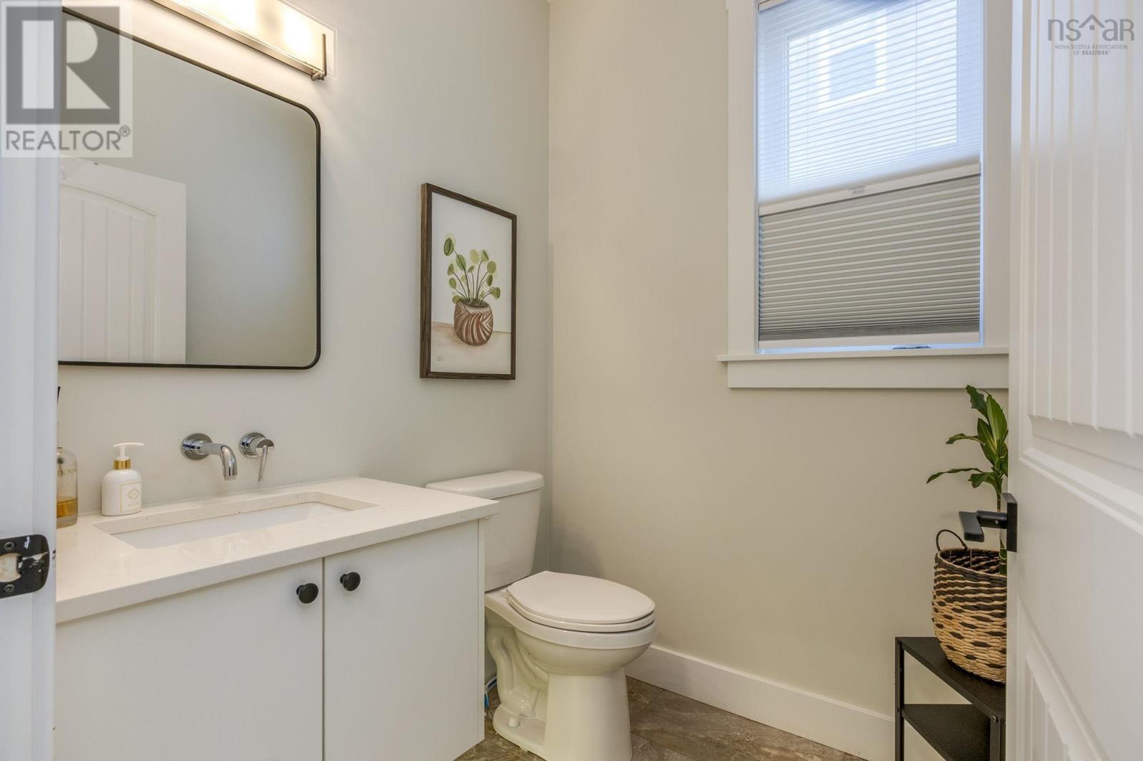 Property 11 of 47 of 72 Bristolton Avenue