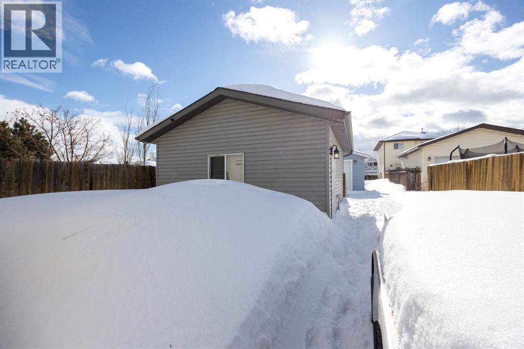 216 Parry Crescent, Fort McMurray