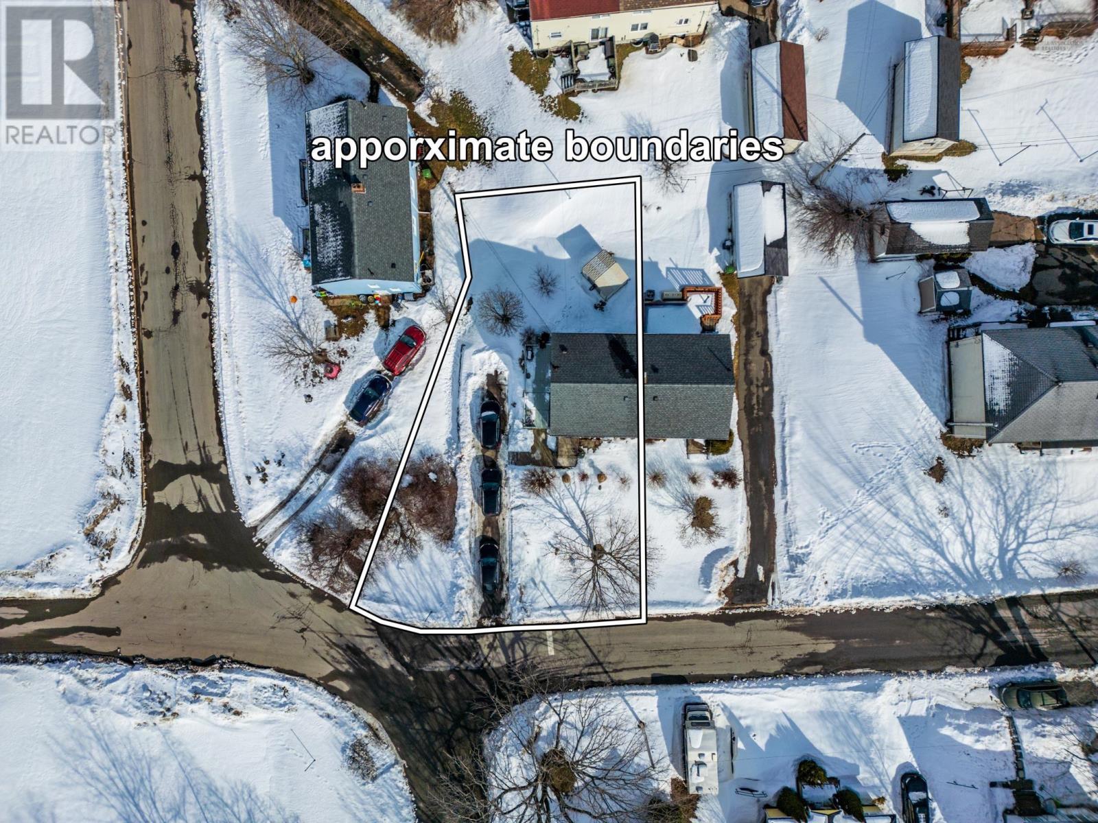 Property 4 of 19 of 122 Cote Des Neiges Road