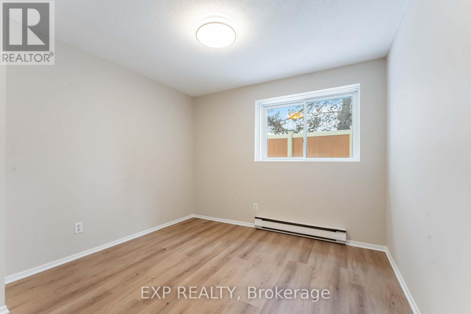 #45A 802 ST. ANDRE DRIVE - 23