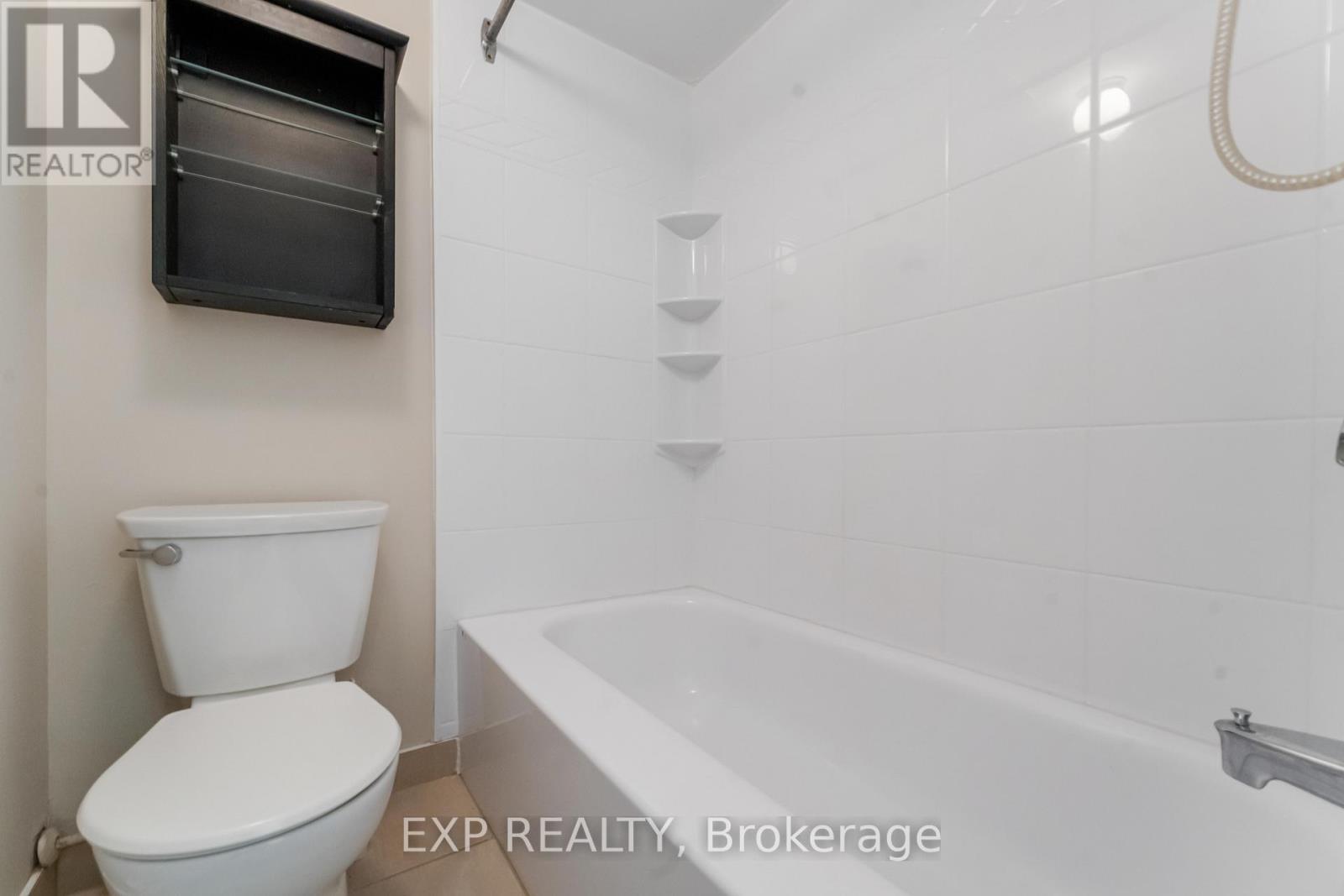 #45A 802 ST. ANDRE DRIVE - 30