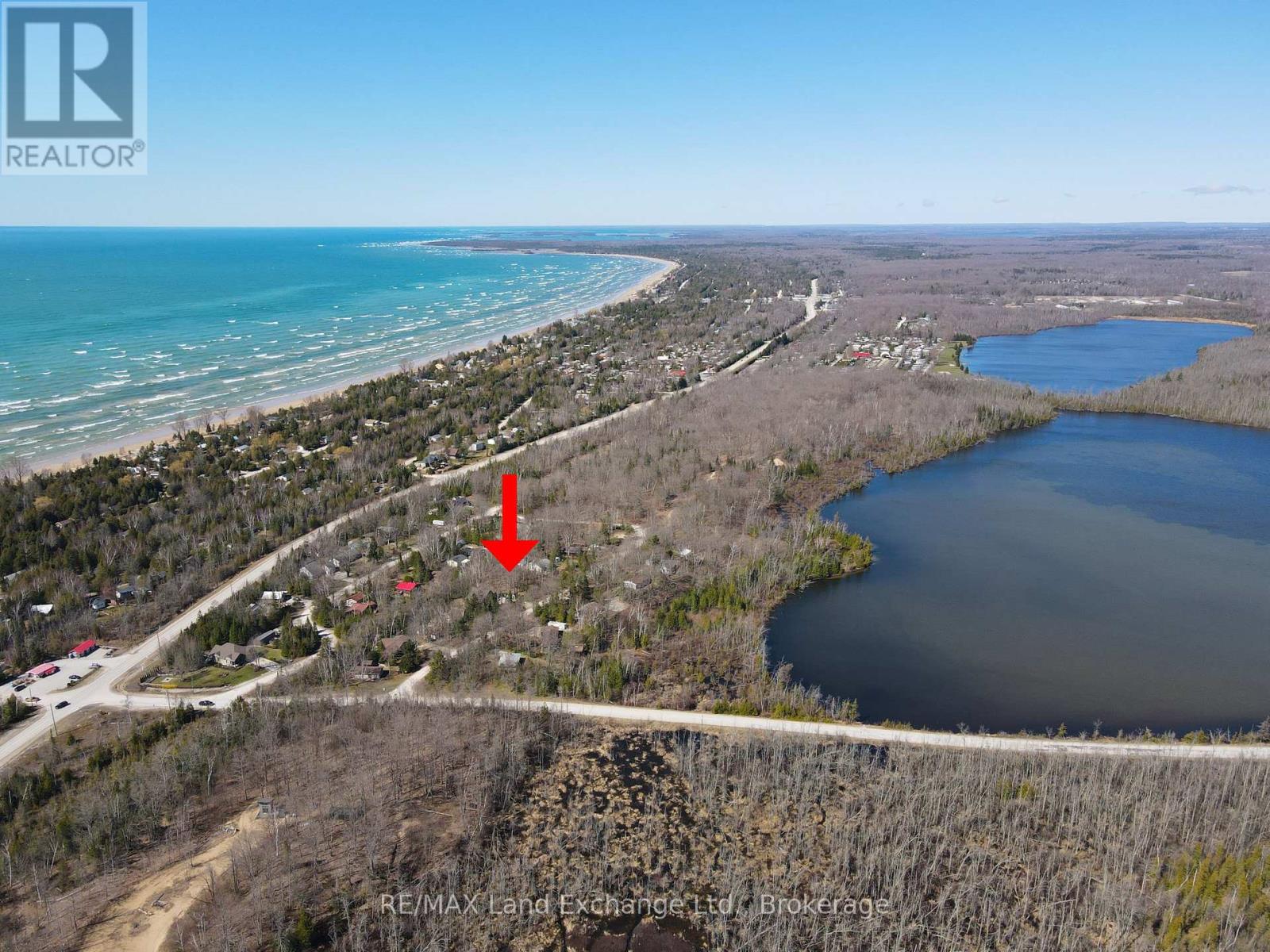 83 SILVER LAKE CRESCENT