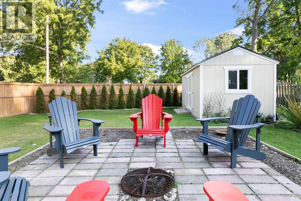 864 Lawrence AVENUE - 29