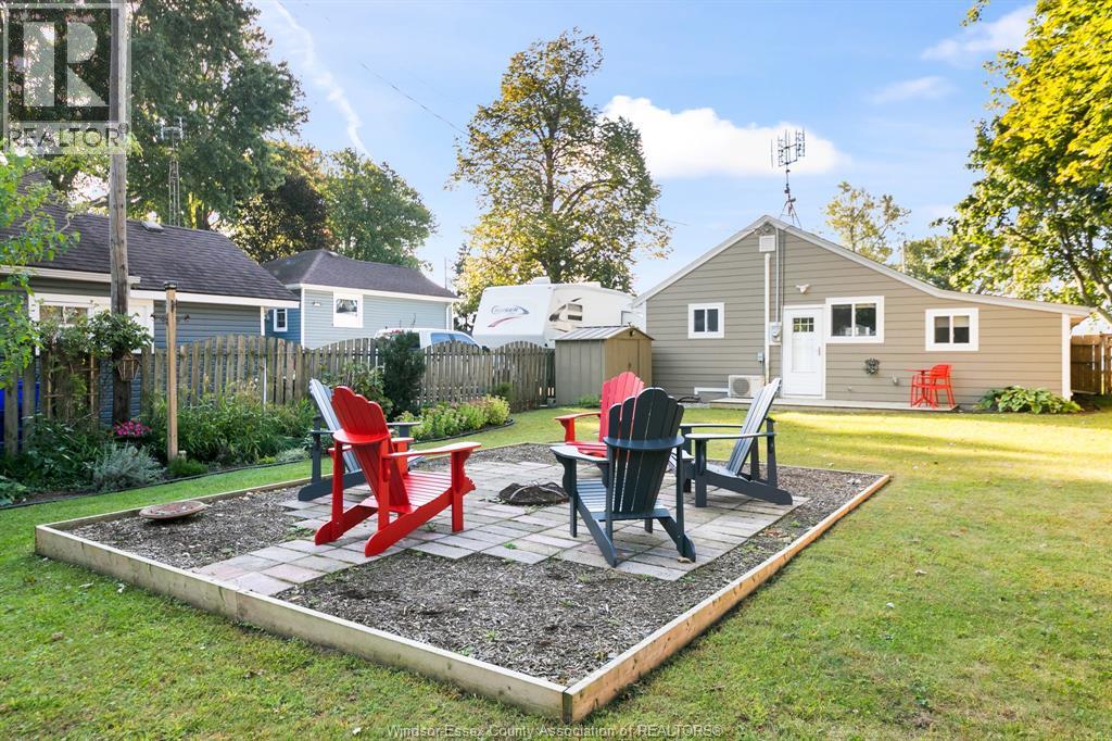 864 Lawrence AVENUE - 9