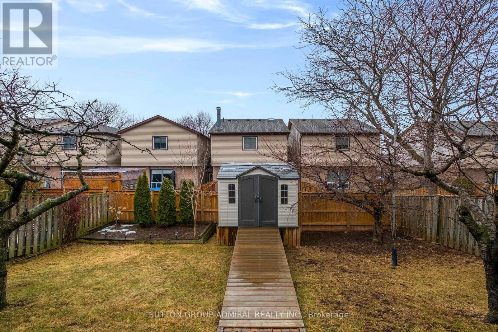 47 SANDY DRIVE - 44