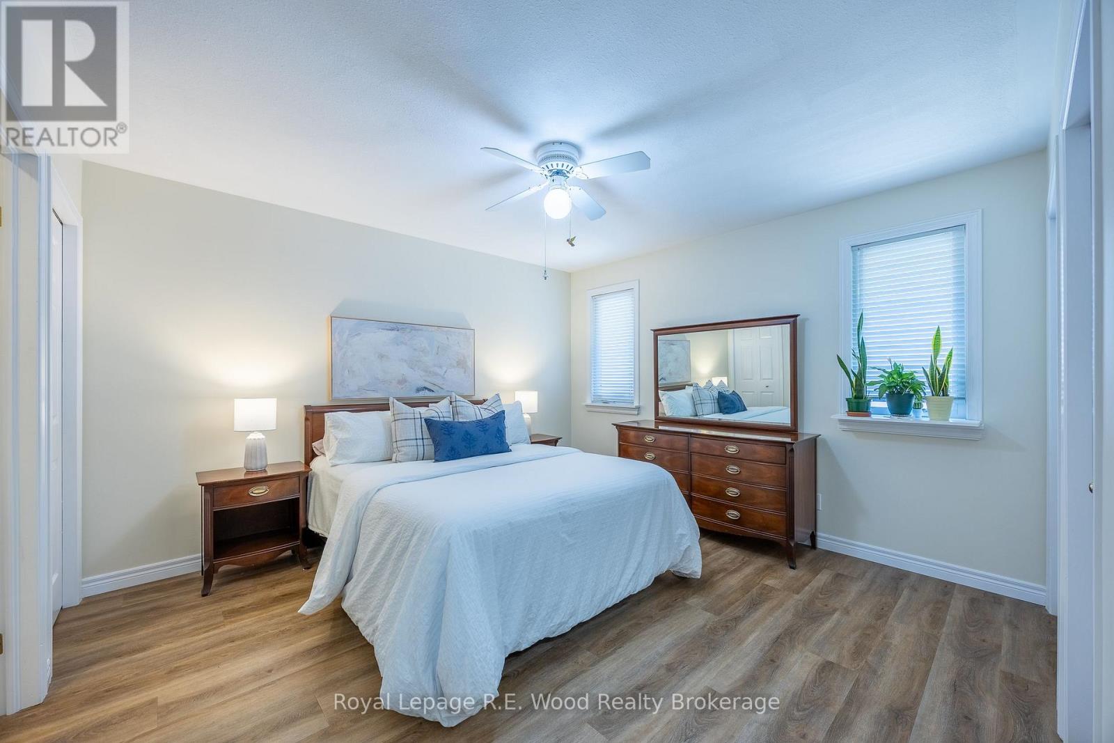 5-bedroom home for sale at 36 WOODLAND CRESCENT, Tillsonburg ON · photo 21 of 49