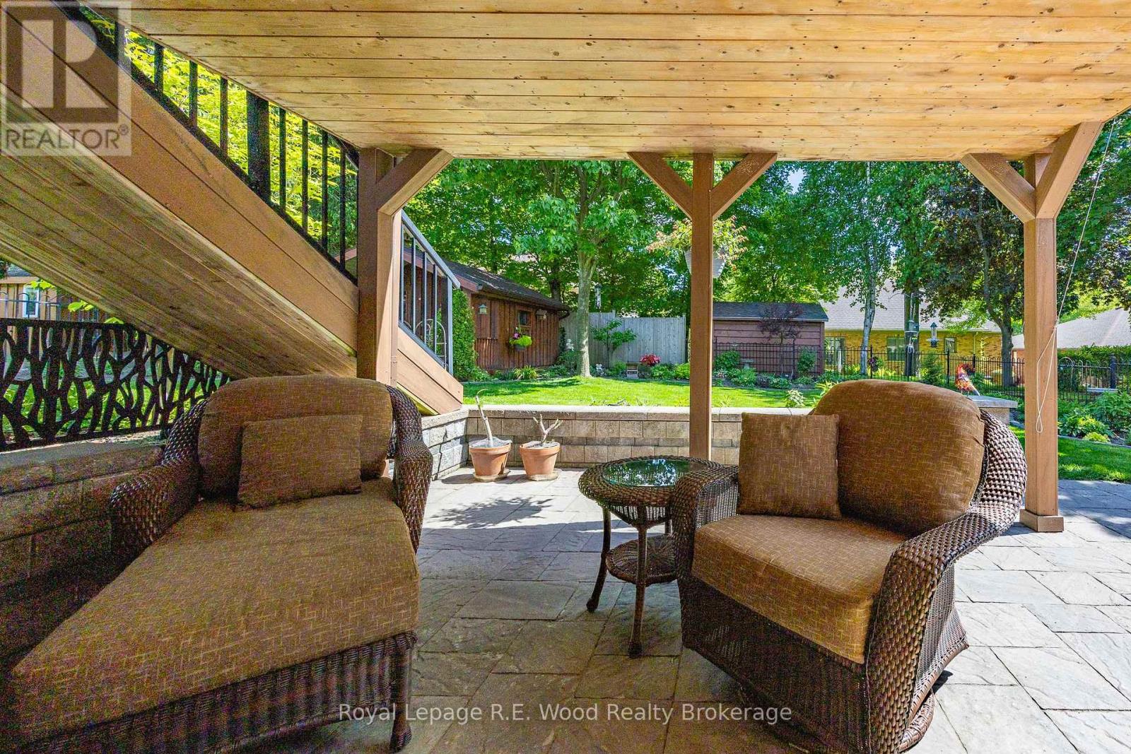 5-bedroom home for sale at 36 WOODLAND CRESCENT, Tillsonburg ON · photo 42 of 49